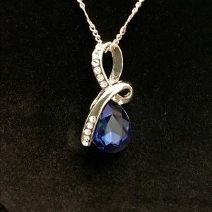 18k Gold Plated Swarovski Element Pendant Necklace